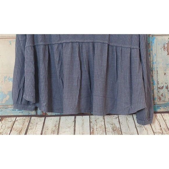 LA Threads Womens Size 2X Dusty Blue Ruffle V Neck Long Sleeve Peplum Blouse Top - Picture 4 of 9